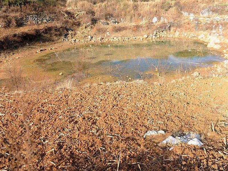 云南省有三百九十個(gè)小型水庫變枯